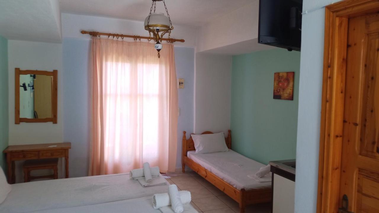 Anessis Cosmos Aparthotel Anaxos Buitenkant foto