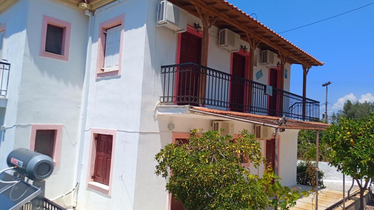 Anessis Cosmos Aparthotel Anaxos Buitenkant foto