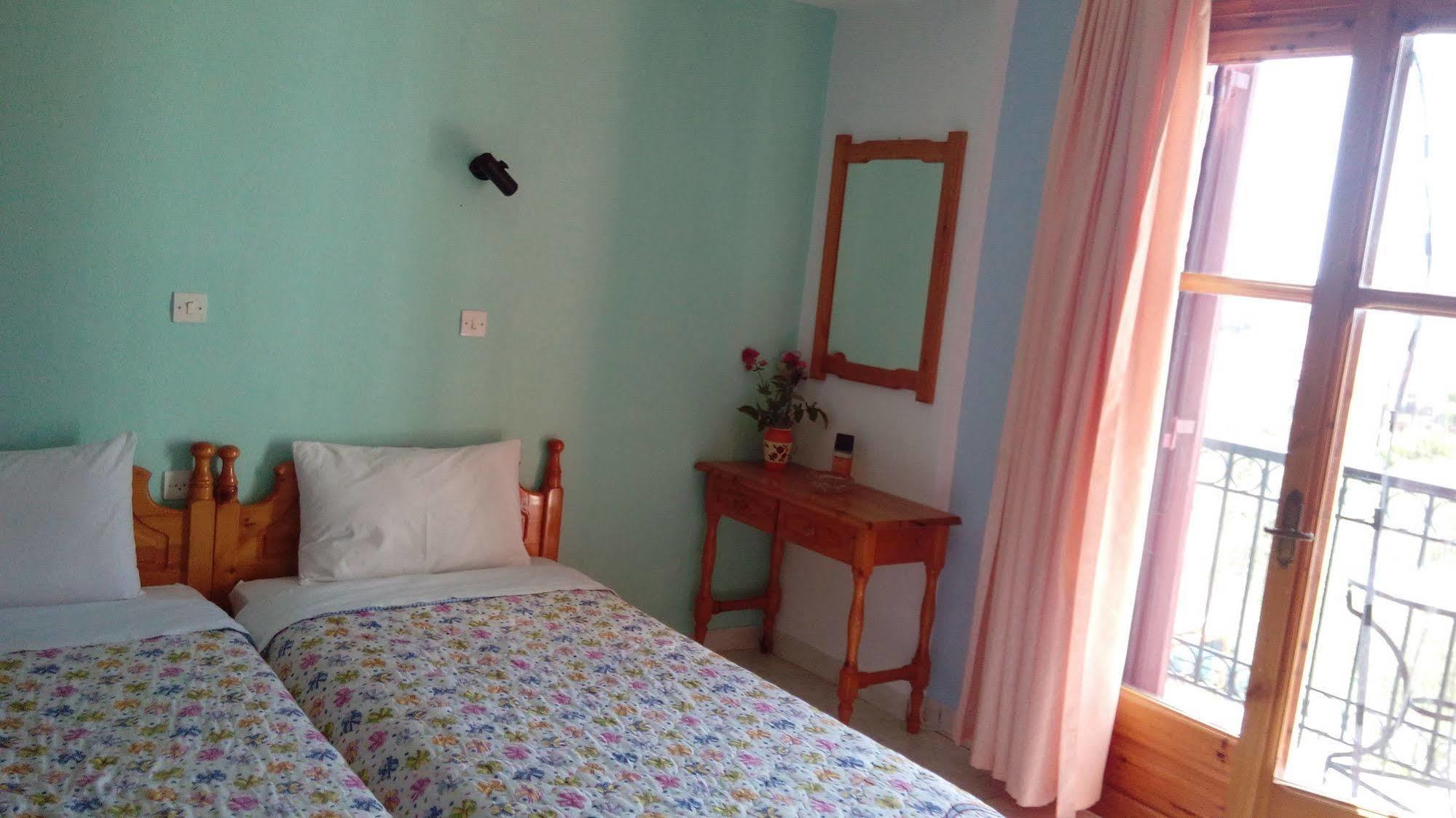 Anessis Cosmos Aparthotel Anaxos Buitenkant foto